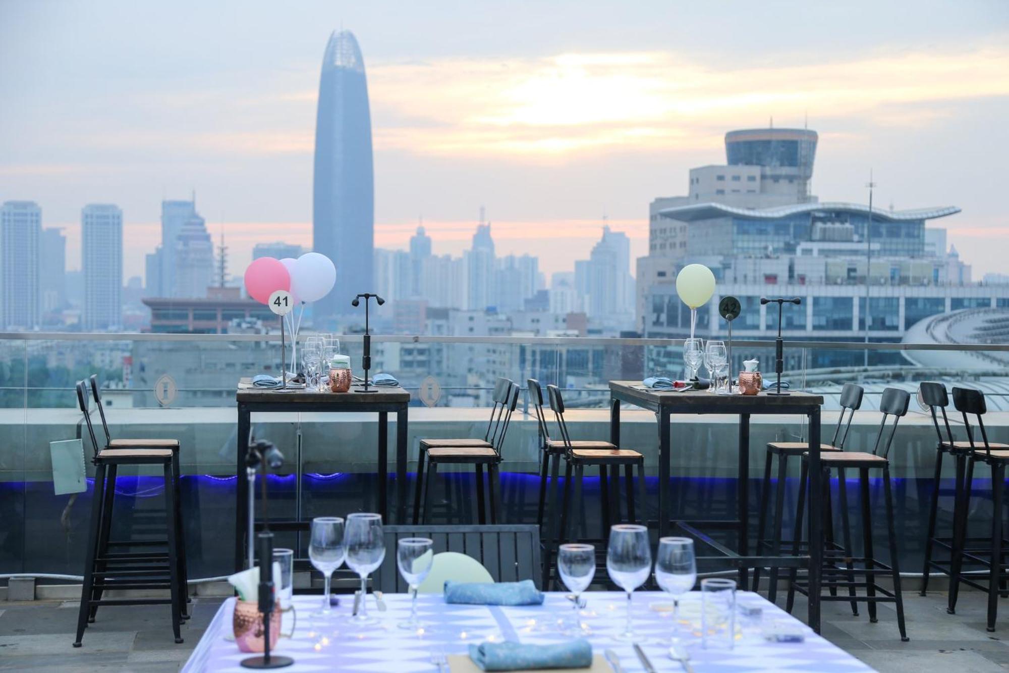 Intercontinental Jinan City Center By Ihg Buitenkant foto