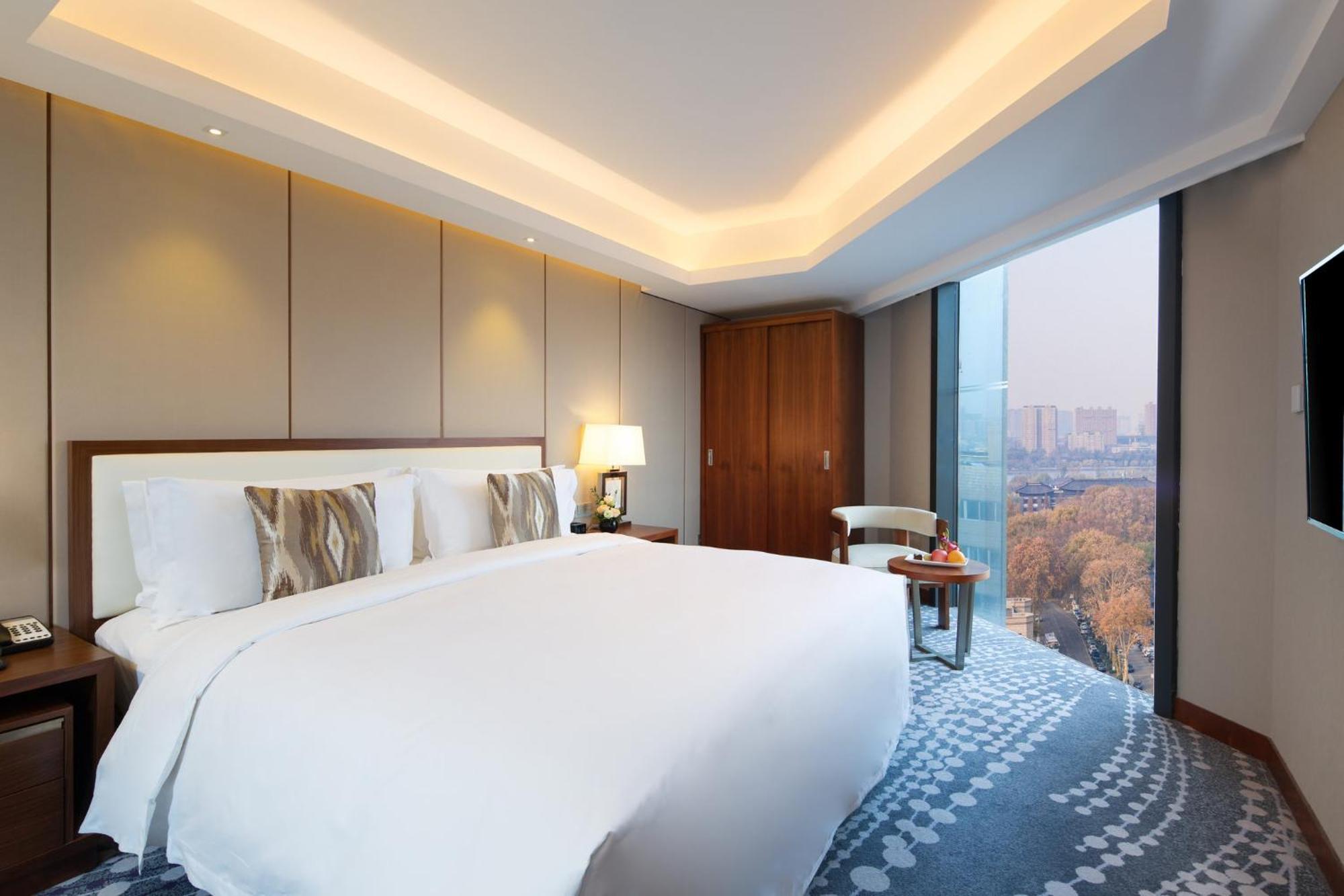 Intercontinental Jinan City Center By Ihg Buitenkant foto