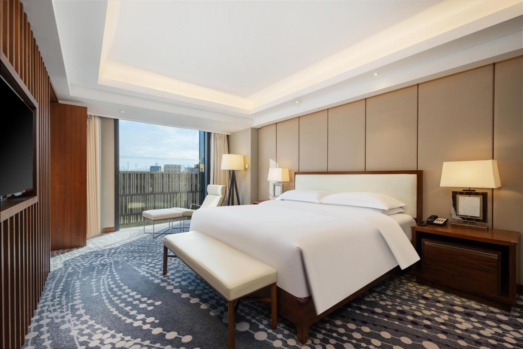Intercontinental Jinan City Center By Ihg Buitenkant foto